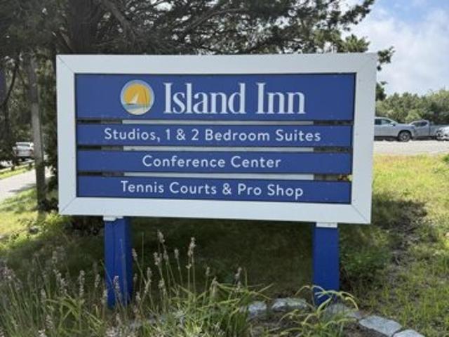 Island Inn Rd Unit F, Oak Bluffs, Condo For Sale