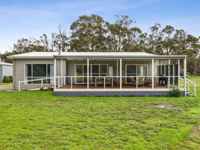 Island Living at Its Finest Privacy, Wildlife & Coastal Charm