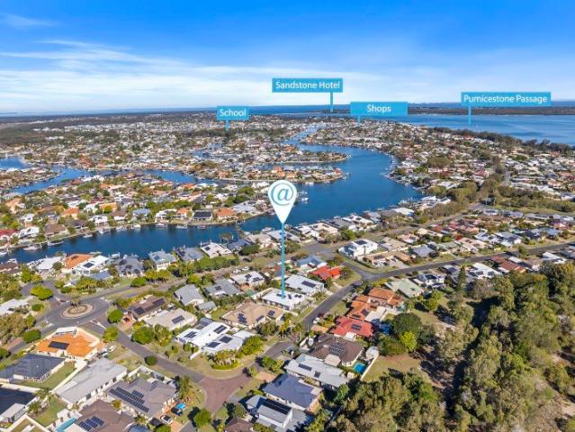 Island Paradise: As New Home close to Pumicestone Passage