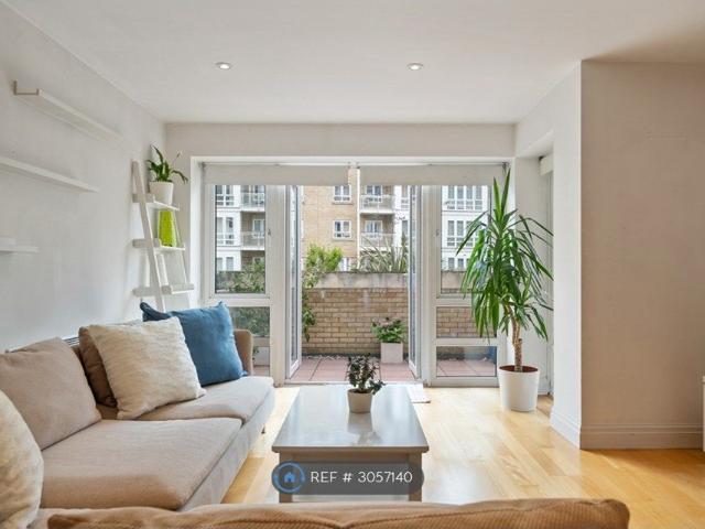 Isle Of Dogs, London E14, 3 bed flat to rent, £3,050 pcm | PrimeLocation