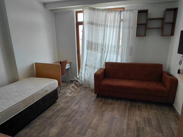 Isparta Merkez Çünür Mahallesinde Herşey Dahil Kiralık Bakımlı Geniş Apartlar