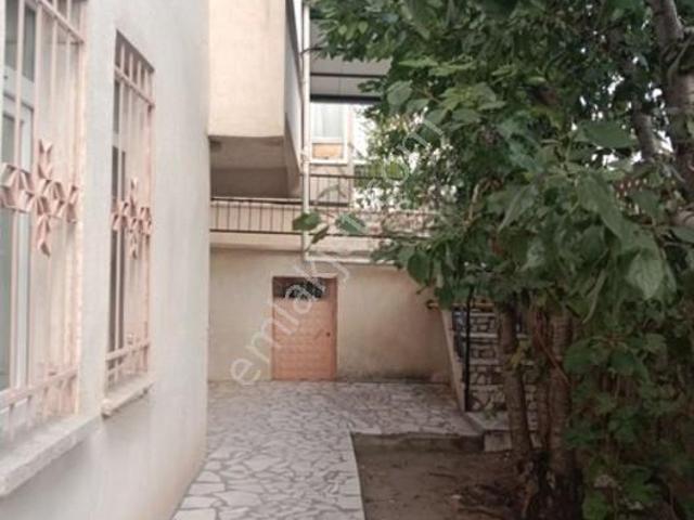 Isparta Merkez Zafer Mah. Kiralık 3+1 Daire