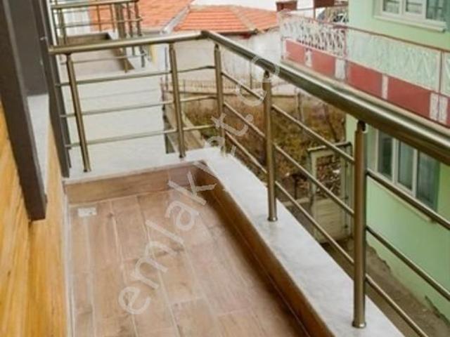 Isparta Merkez İyaşa 10 Dakika 1+0 Balkonlu Arakat Kiralık Apart