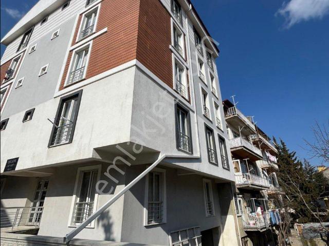 Isparta Merkezde Kiralık 2+1 Eşyalı Apart