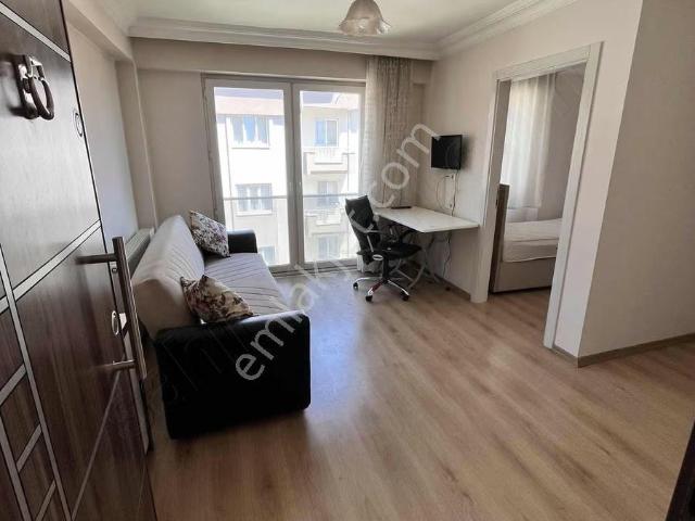 Isparta Merkezde Kiralık Asansörlü 1+1