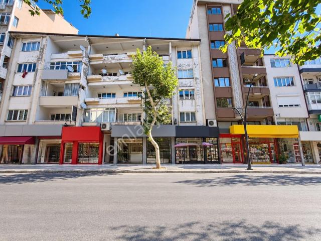 Isparta Çarşı Merkez'de Eşyalı 2+1 Satılık Daire