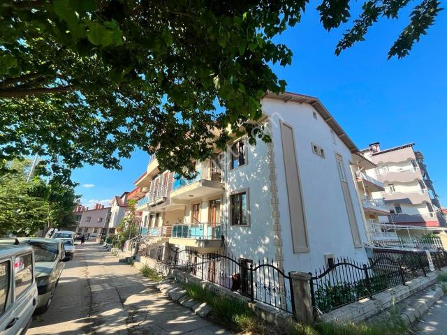 Isparta Bağlar Mahallesinde 2+1 Satılık Apart