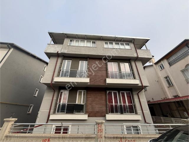 Isparta Fatih Mahallesinde 1+0 Satılık Apart