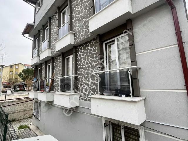 Isparta Fatih Mahallesinde Satılık 1+0 Eşyalı Temiz Apart