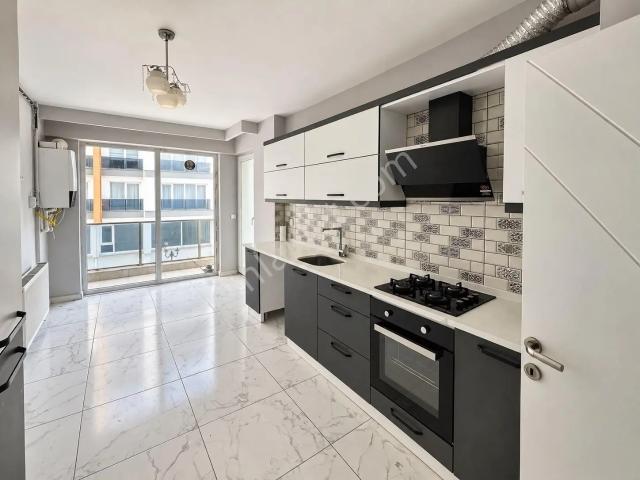Isparta Gülistan Mahallesin'de 3+1 Kiralık Daire