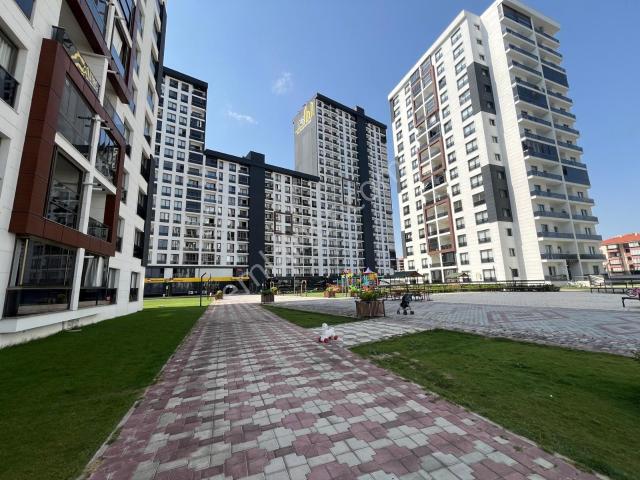 Isparta Kule 246 Sitesinde 1+1 Satılık Apart