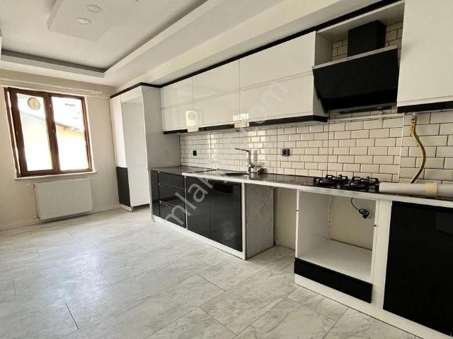 Isparta Karağaç Mahallesinde Satılık 4+1 Dublexs Daire