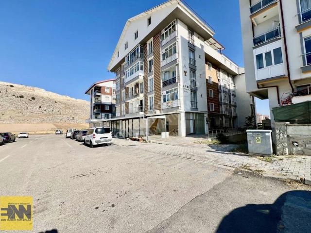 Isparta Çünür Tıp Fakülte Yakını 2+0 Balkonlu Kiralık Daire