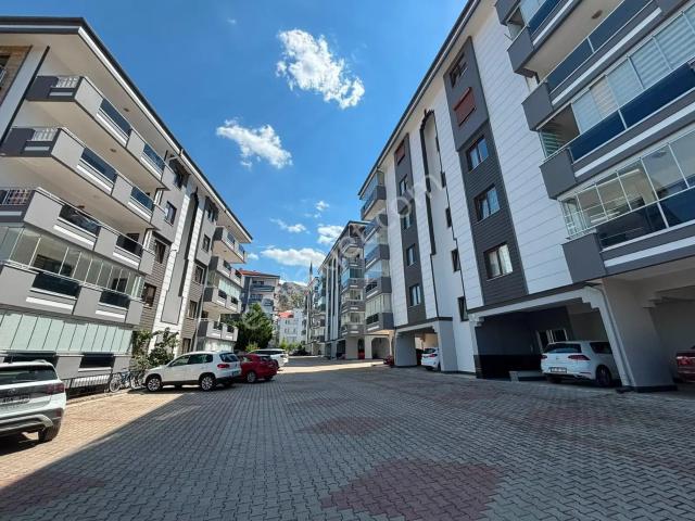 Isparta Ustam Park Konutlarında 3+1 Kiralık Daire