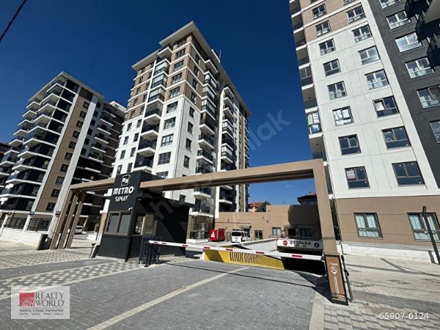 ISPARTA'NIN MERKEZİNDE METRO SANAT SİTESİNDE 4+1 SATILIK DAİRE