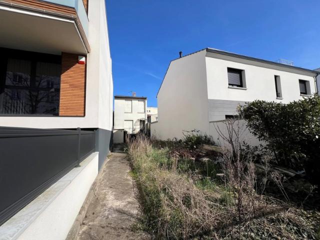 ISSY LES MOULINEAUX