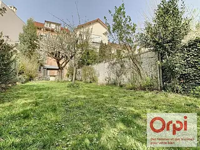 Issy les Moulineaux 92130 Achat / Vente maison 6 pièces t6 jardin terrasse