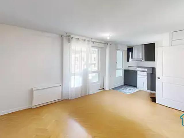 Issy les Moulineaux 92130 Achat / Vente appartement 1 pièce t1