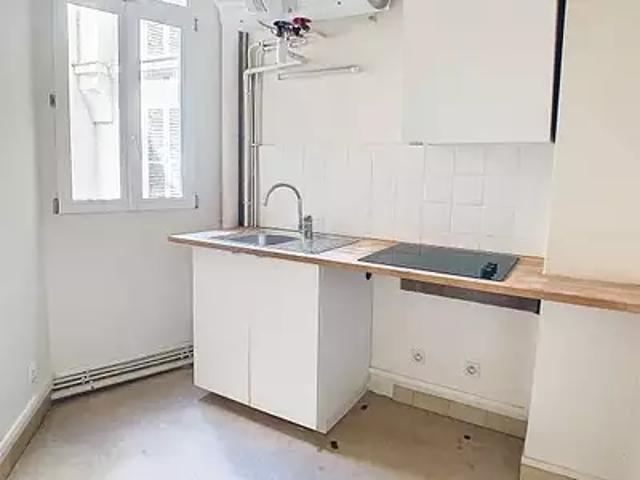 Issy les Moulineaux 92130 Achat / Vente appartement 2 pièces t2 cave