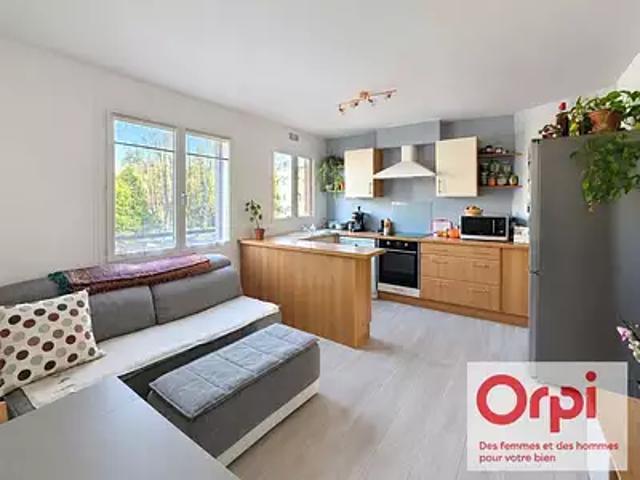 Issy les Moulineaux 92130 Achat / Vente appartement 3 pièces t3 cave