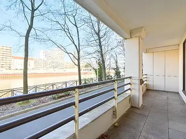 Issy les Moulineaux 92130 Achat / Vente appartement 4 pièces t4 terrasse cave