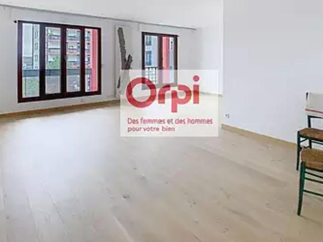 Issy les Moulineaux 92130 Achat / Vente appartement 5 pièces t5 terrasse cave