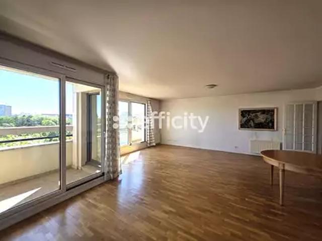 Issy les Moulineaux 92130 Achat / Vente appartement 5 pièces t5 terrasse cave