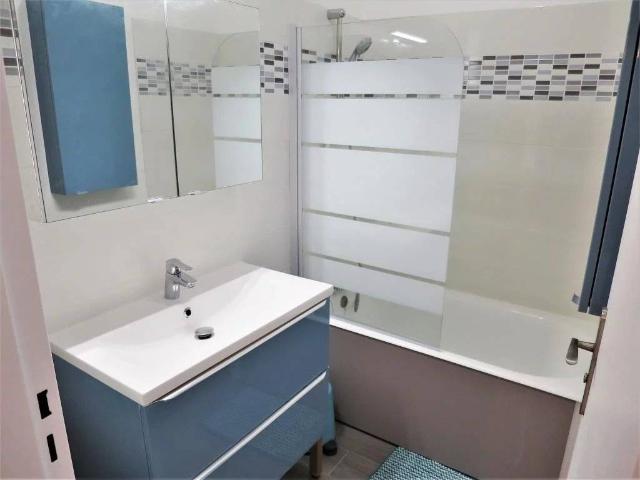 Issy Studio meublé de 22m2 avec balcon Sud
