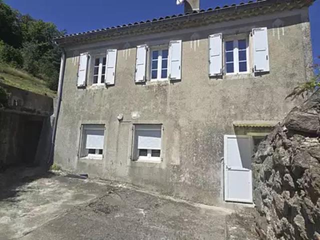 Issamoulenc 07190 Achat / Vente maison 5 pièces t5 jardin terrasse