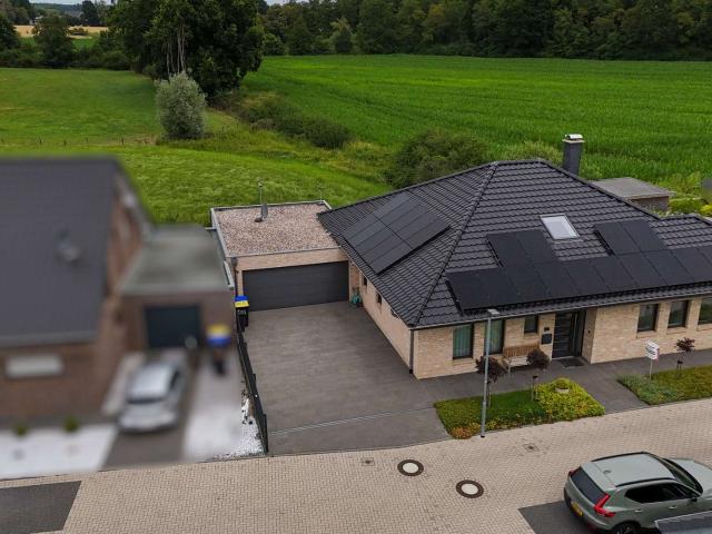 Isselburg: Moderner Bungalow mit Photovoltaik, Smart‑Home‑Komfort & Sicherheitsausstattung