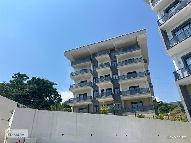 ÇIPLAKLI MAHALLESİN'DE SATILIK HAVUZLU 1+1 DAİRE