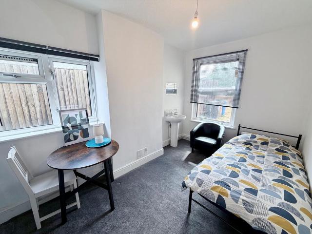 Room 2, 169 Ranelagh Road, Ipswich IP2 1 bed in a house share to rent £575 pcm £133 pw