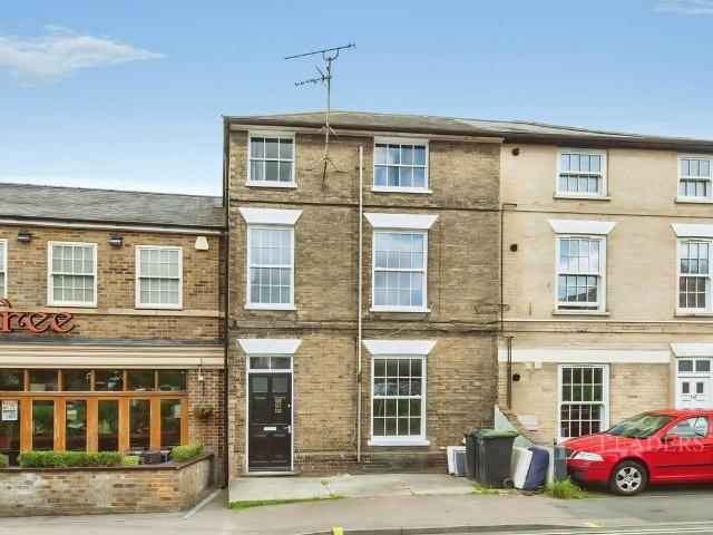 Ipswich Street, Stowmarket, Suffolk IP14, 1 bed flat to rent, £850 pcm | PrimeLocation