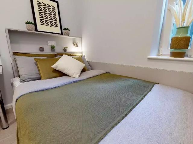 iQ Will Wyatt Court, London Has an Apartment