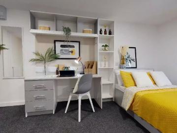 iQ Century Square, Sheffield Has an Apartment