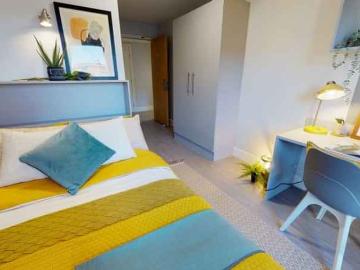 iQ Grove, Edinburgh Has an Apartment