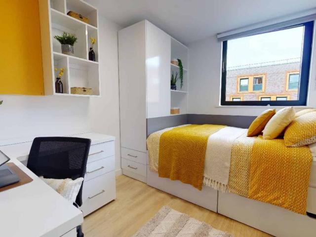 iQ Haywood House, London Has an Apartment