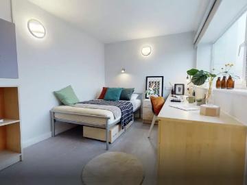 iQ Hayes Wharf, Lincoln Student Accommodation | Amber