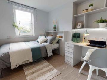 iQ Leeds, Leeds Has an Apartment