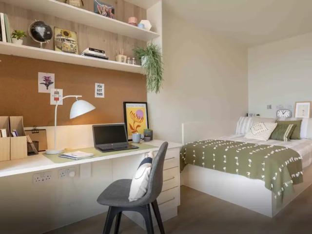 iQ Longwood Place Warwick Student Accommodation | Amber