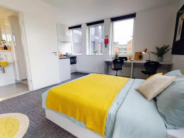 iQ Newland House, Nottingham Has an Apartment