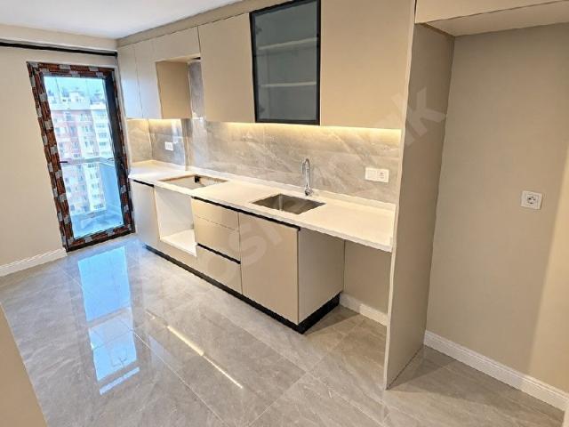 ÇIRÇIR METRO'YA 5 DK DÜZLÜKTE 2+1BALKONLU SIFIR SATILIK DAİRE