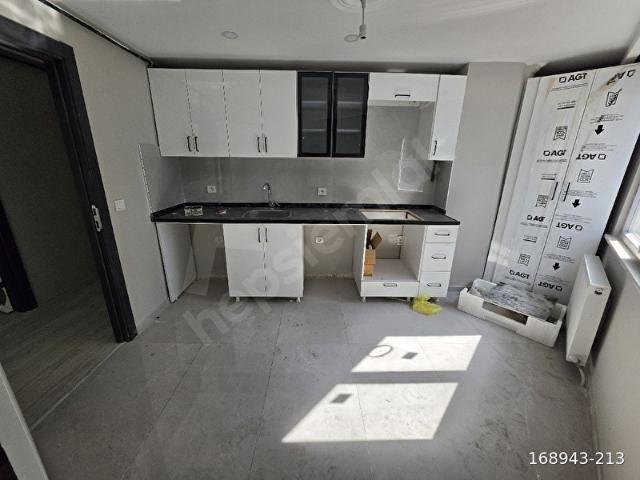 ÇIRÇIR'DA 2+1 ARAKAT ASANSÖRLÜ BALKONLU SIFIR SATILIK DAİRE