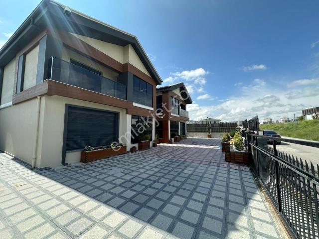 Irmak Emlak bağlıca'da Satılık Özel Tasarımlı İki Villa