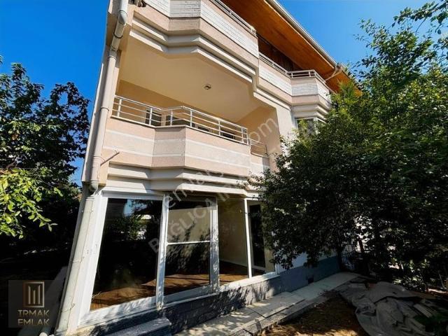 Irmak Emlak bağlıca'da Site İçinde Kiralık 5+2 Villa