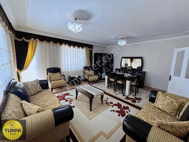 Irmak Mahallesinde Köşe Konumda 3+1 Satılık Daire