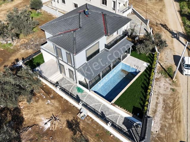 Irmaksudan Gürede Havuzlu 400m2 Arsa Tam Mustakil 4+1 Lüks Villa