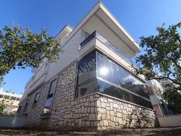 Irmaksudan Yenimahalle De Denize 200 Metre Bahçeli 3+1 Villa