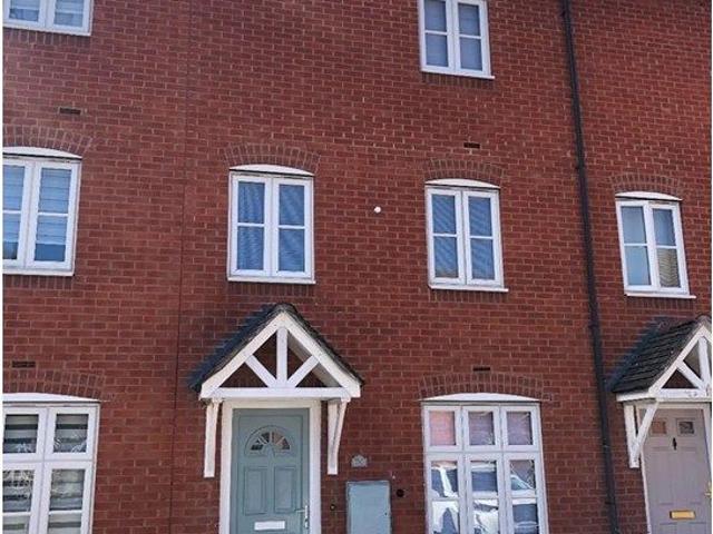 Iron Way, Bromsgrove B60, 3 bed terraced house to rent, £1,400 pcm | PrimeLocation