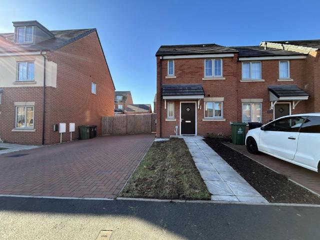 Ironworks Road, Walsall WS2 2 bed end of terrace house to rent £1,100 pcm £254 pw